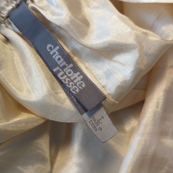 Charlotte Russe Floral Mini-skirt, Leaf Belt Buckle - Picture 13 of 14